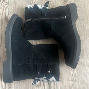 UGG Girls Size 3 Black Boots